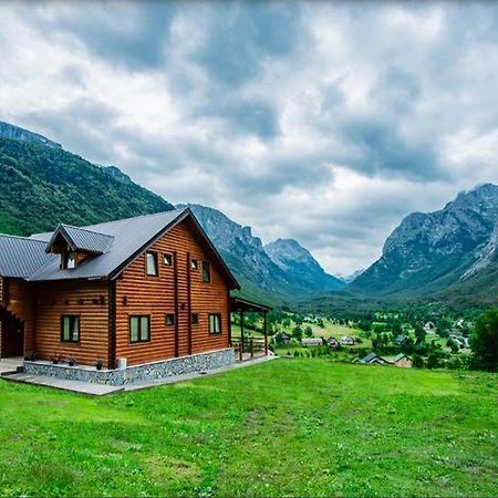 Moonlight House Hotel Vuthaj Exterior photo